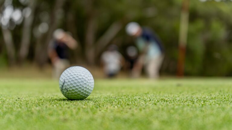 Benefits of Golf for Children and Teens